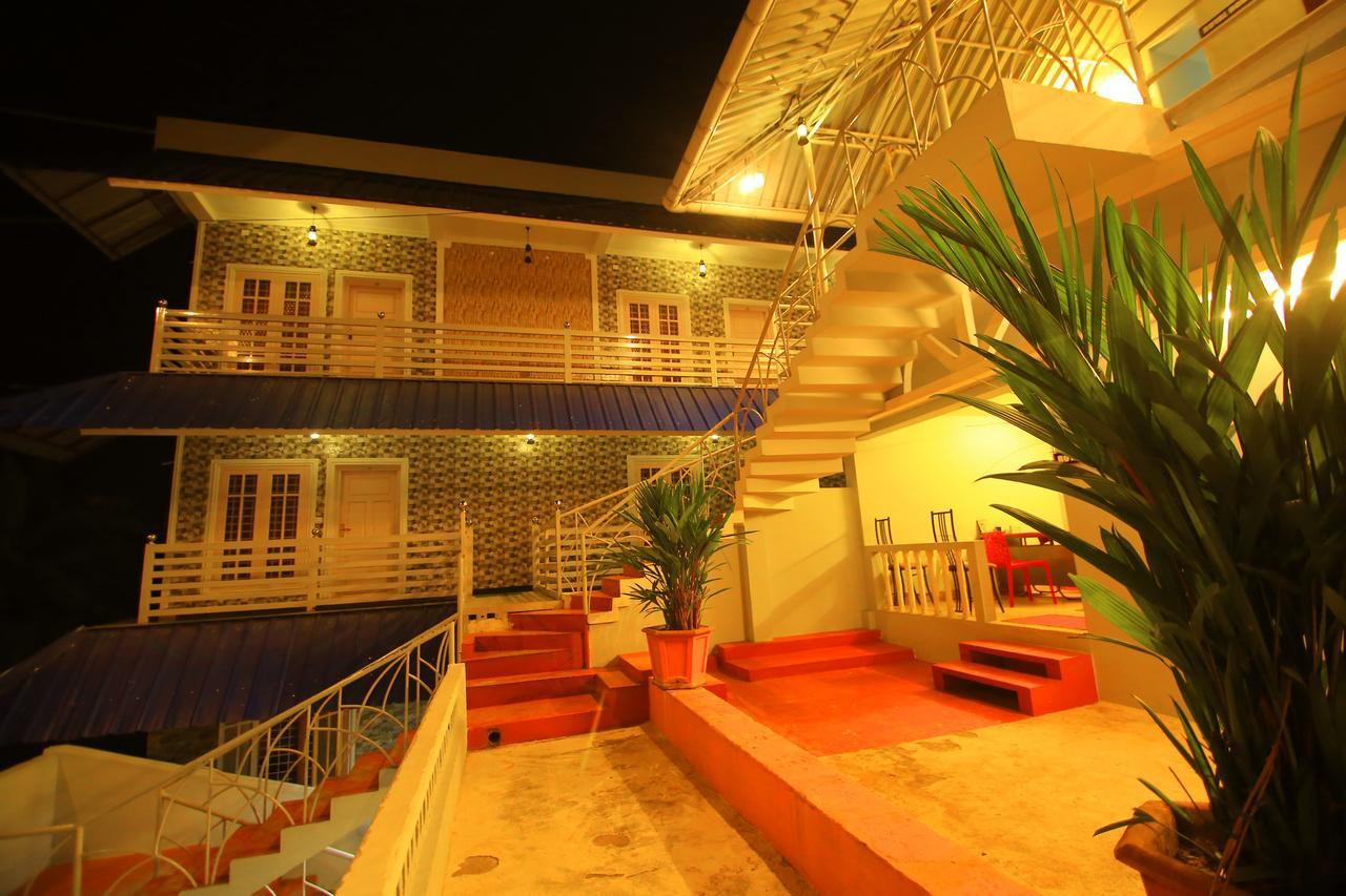 Oyo 4867 Royal Homes Alappuzha Εξωτερικό φωτογραφία