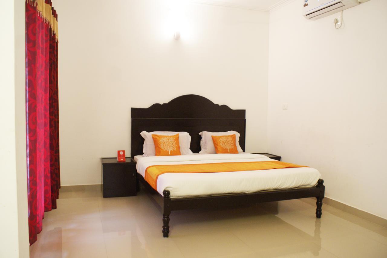 Oyo 4867 Royal Homes Alappuzha Εξωτερικό φωτογραφία