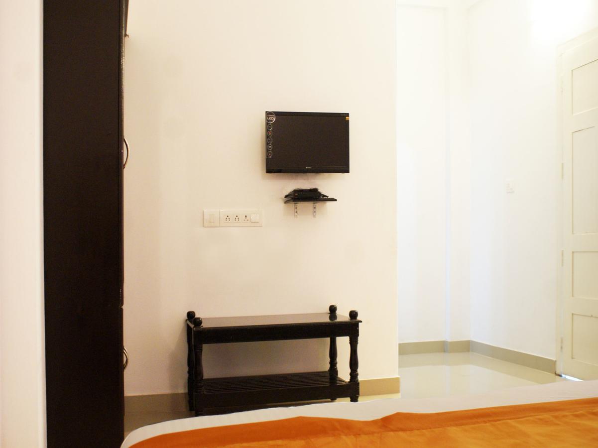 Oyo 4867 Royal Homes Alappuzha Εξωτερικό φωτογραφία