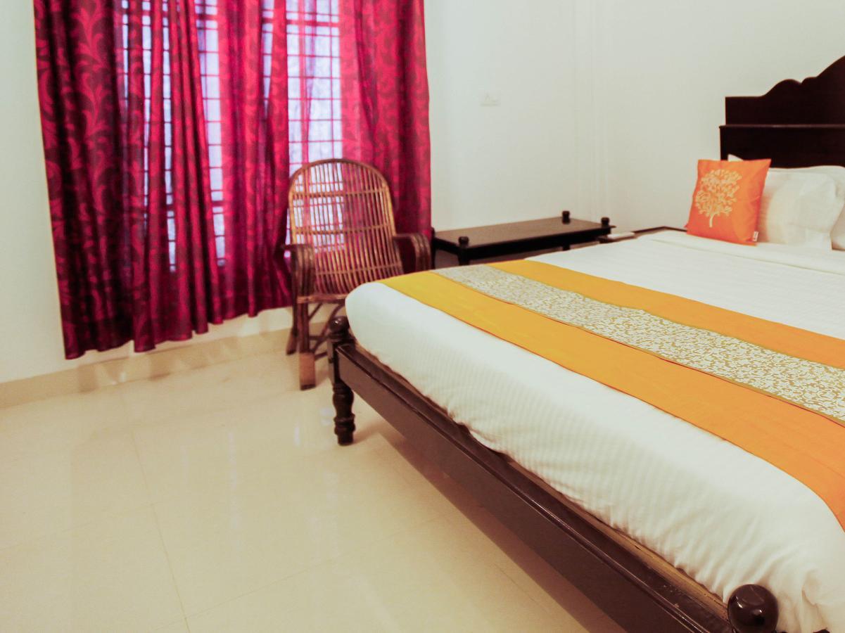 Oyo 4867 Royal Homes Alappuzha Εξωτερικό φωτογραφία