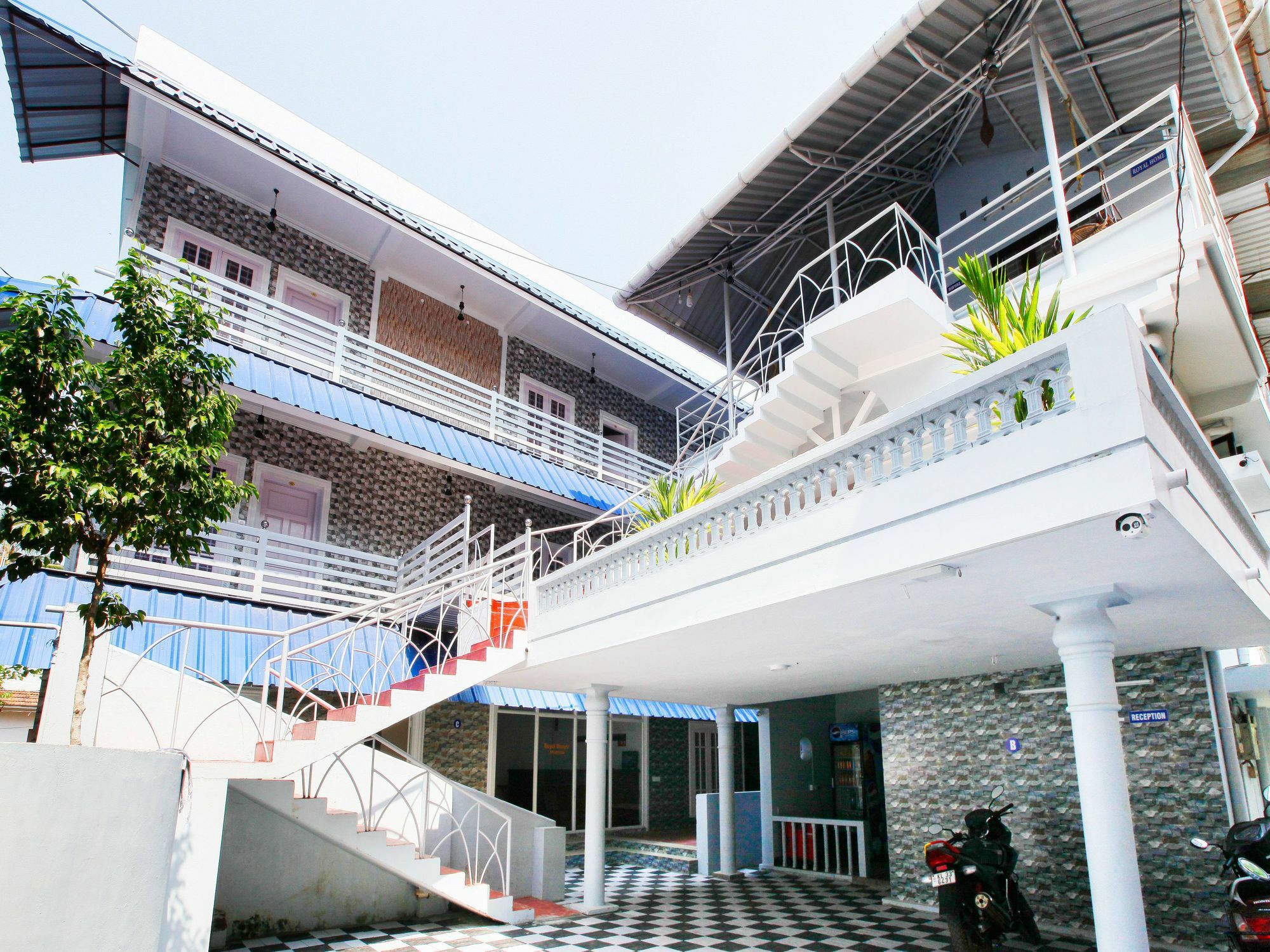Oyo 4867 Royal Homes Alappuzha Εξωτερικό φωτογραφία